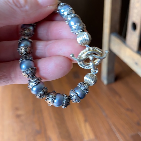 Fun bracelet with pearls - Picture 2 of 3